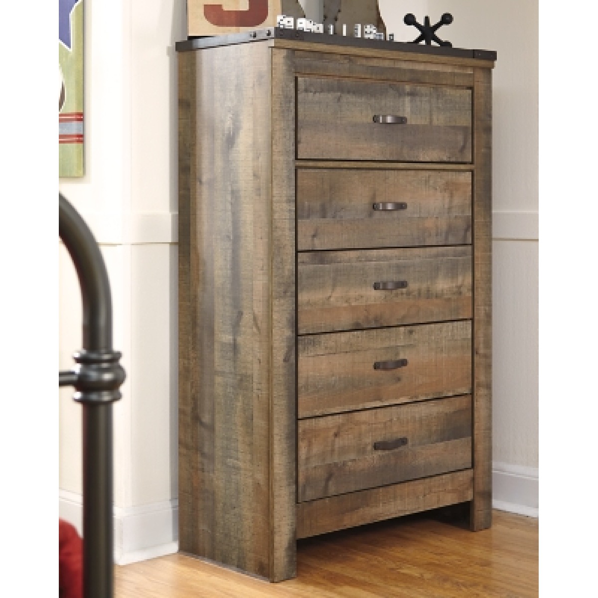 2781ee401dd676f30bf34d0e1b2bef5b Trinell Chest of Drawers - Image 3