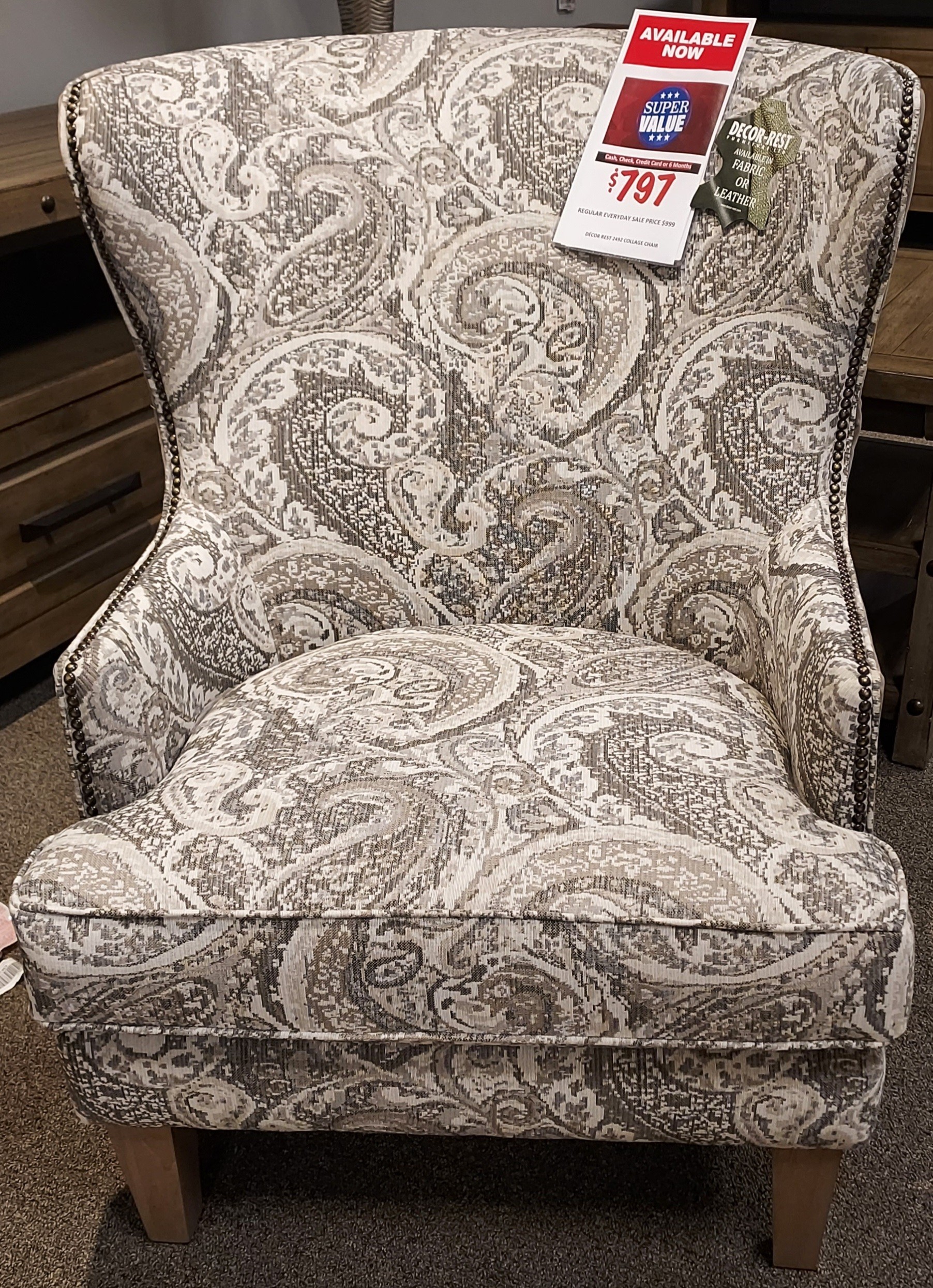 2492 ACCENT CHAIR
