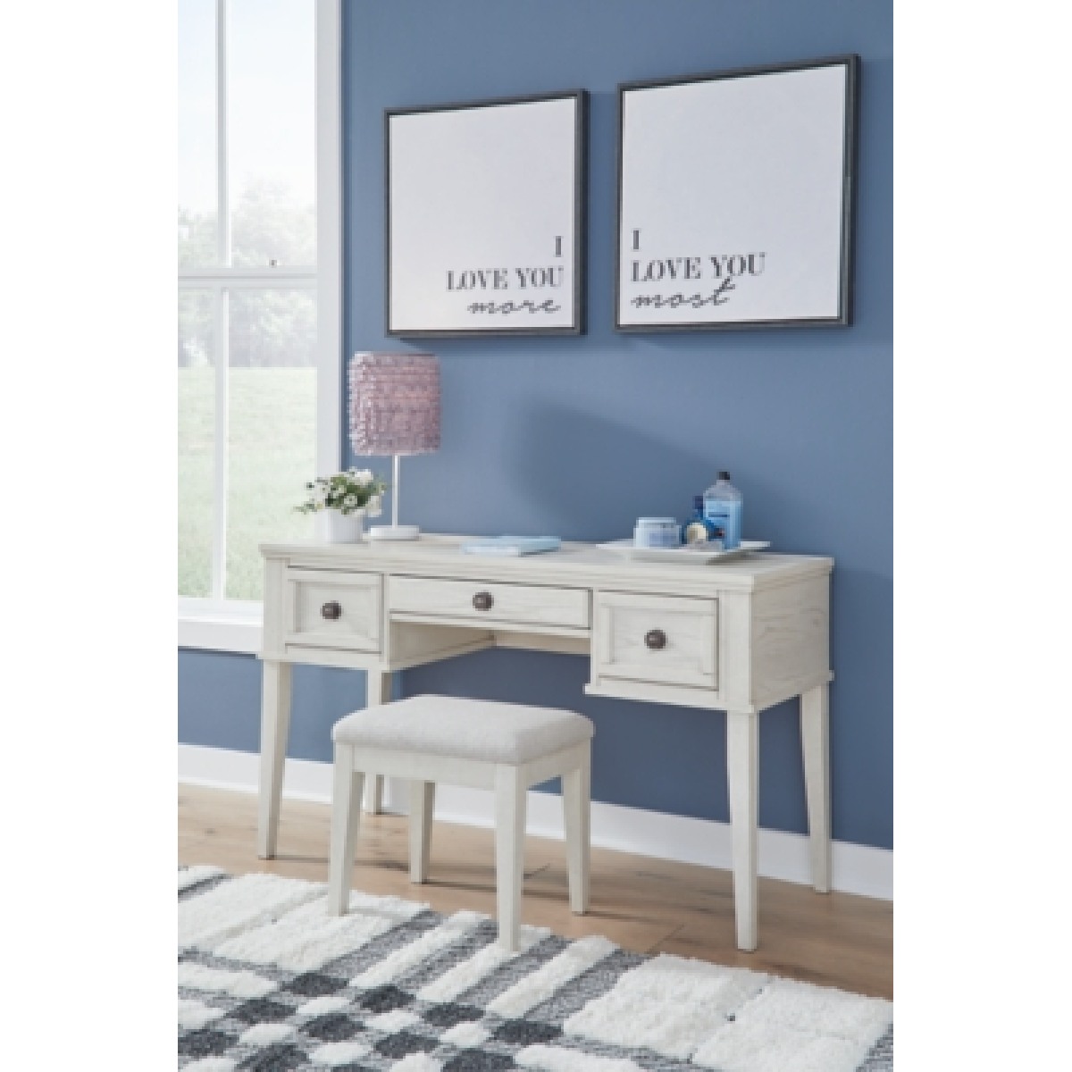 625fd7792cb4415a50286b7d4ae1160c Robbinsdale Vanity with Stool - Image 1