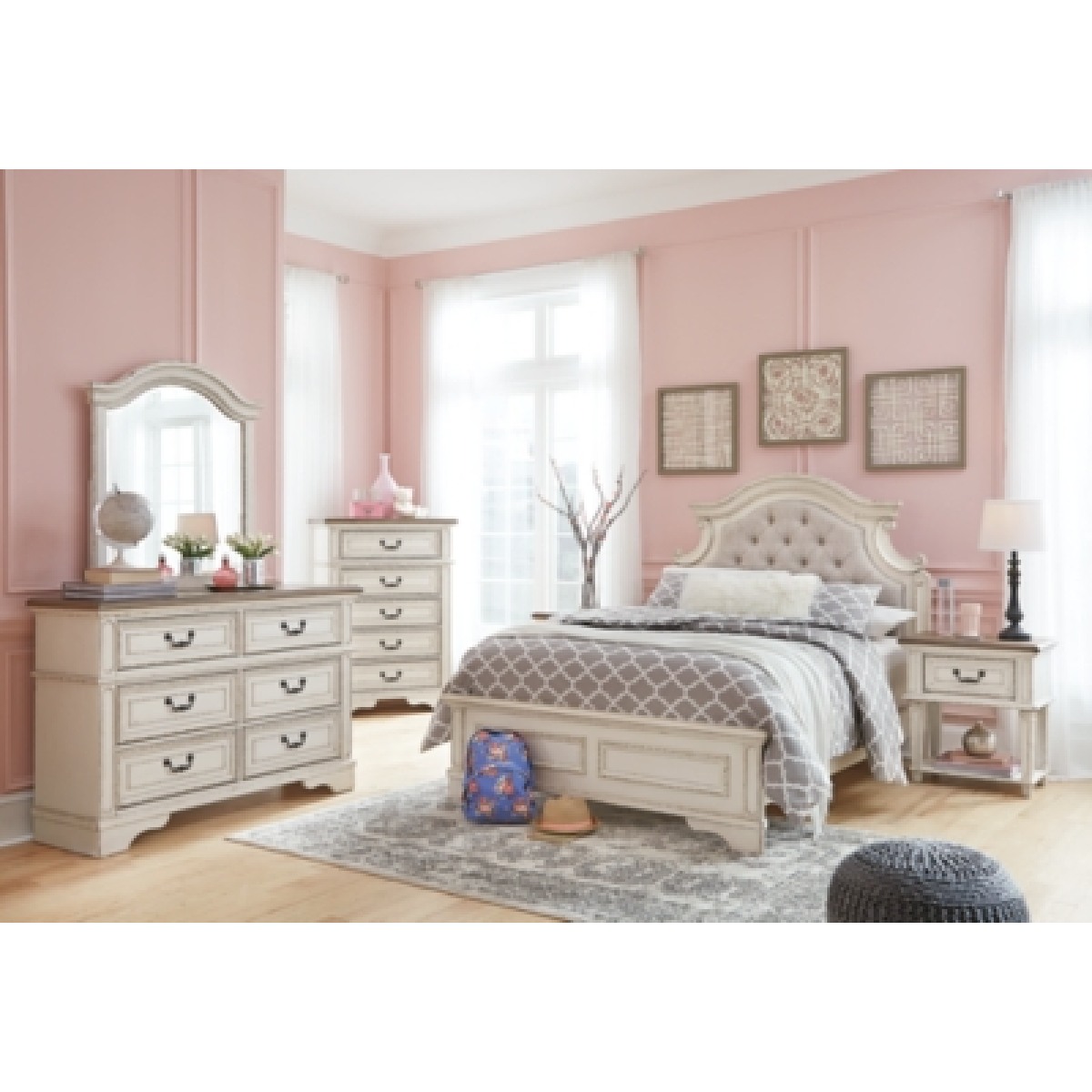 リリパットレーン76☆Alexandra’s Nest Realyn Nightstand – Bear's Furniture - Greenville Furniture