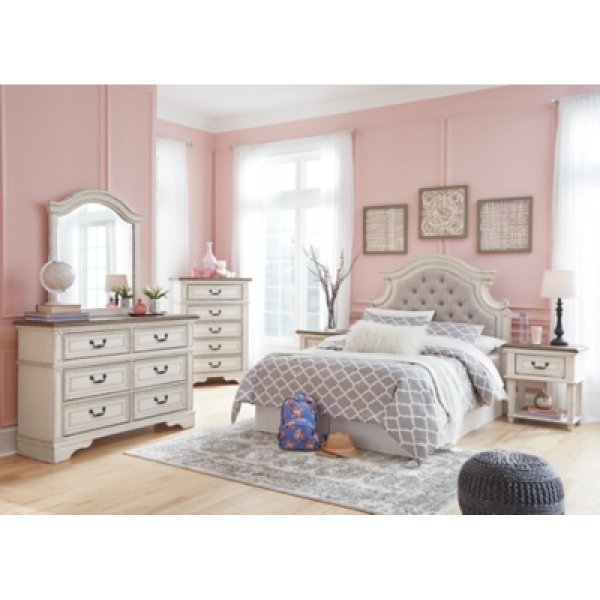 Realyn Nightstand – Bear's Furniture - Greenville Furniture