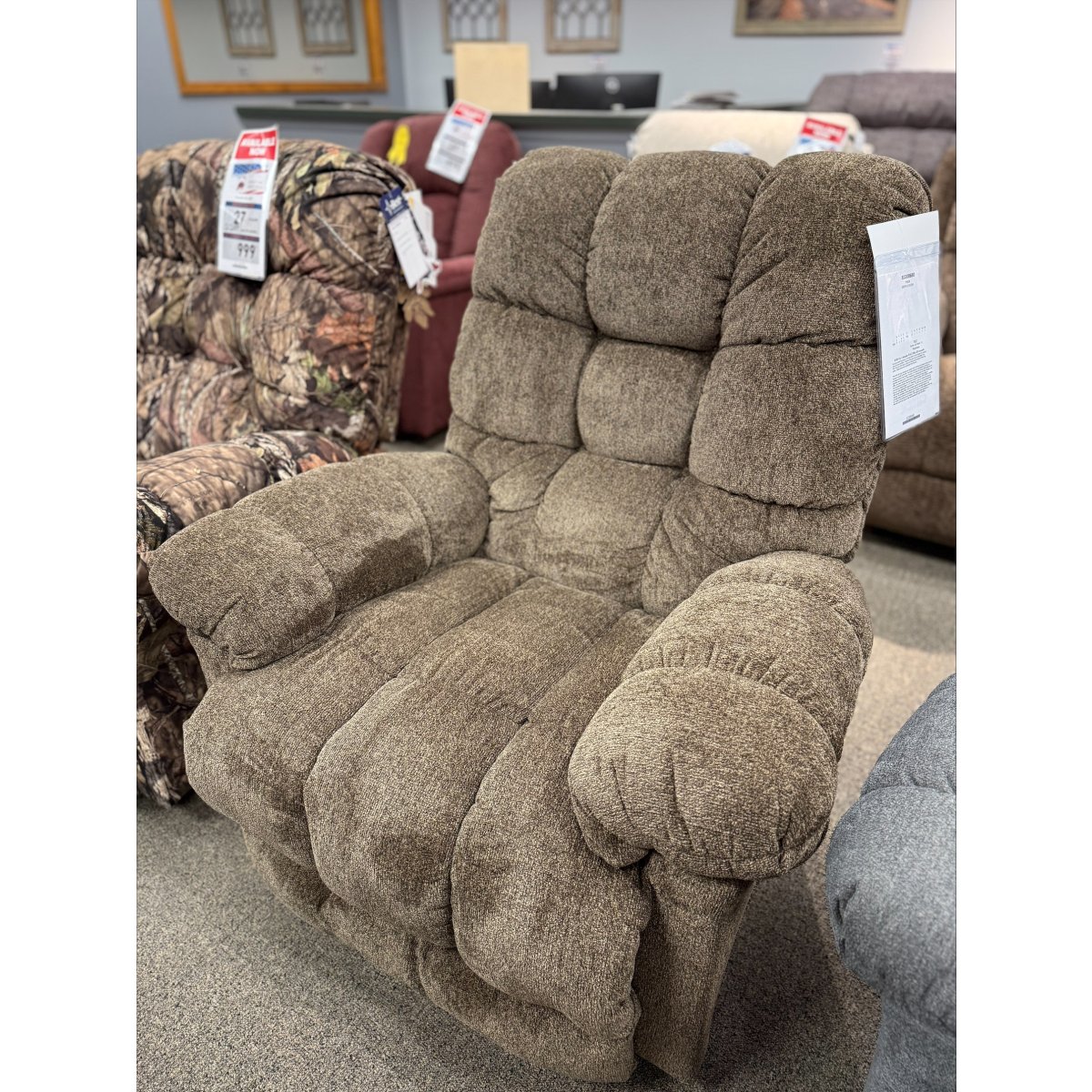 Brosmer Rocker Recliner (COCOA) - Image 1