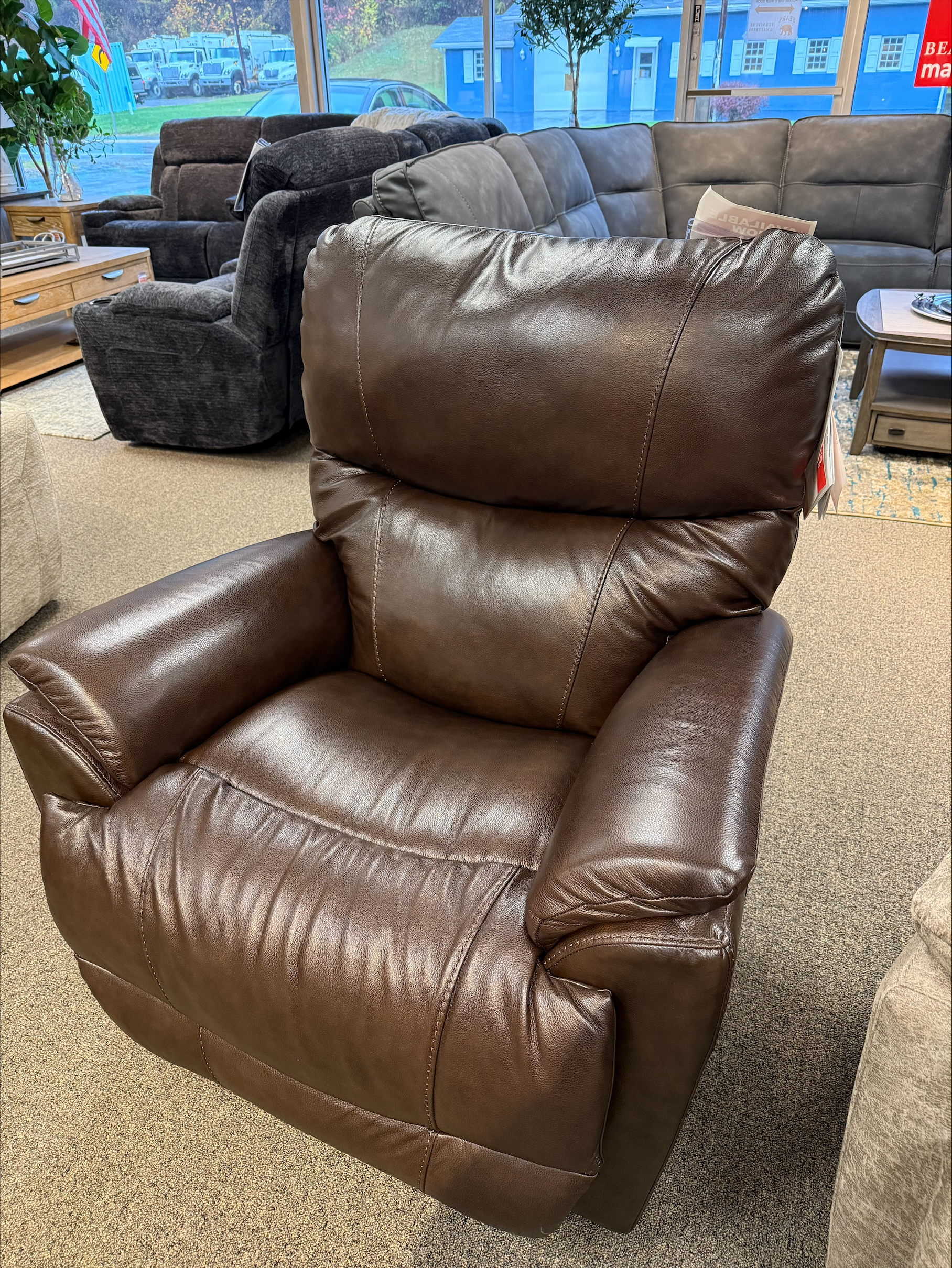 Trouper 724 Recliner WALNUT LEATHER